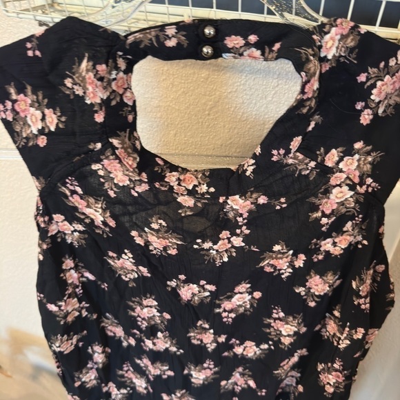 Angie Cold Shoulder Blouse - Picture 6 of 7